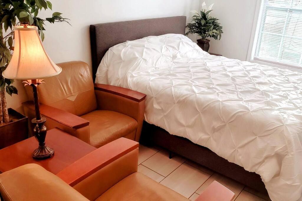 Stylish Suite Tampa Minutes To Hard Rock Casino Mango Екстериор снимка